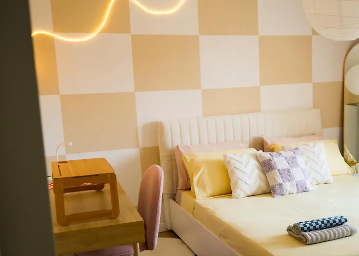 The Mirrorbubble * Shkodra