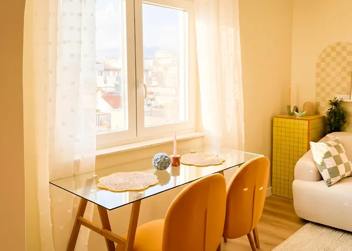 The Mirrorbubble * Shkodër