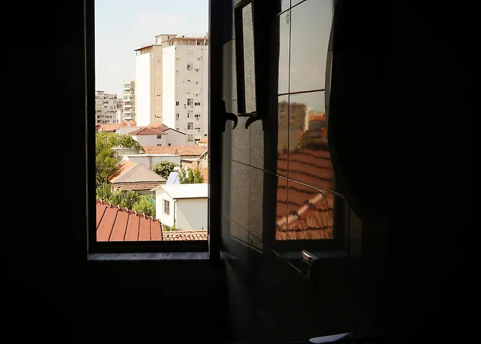 The Mirrorbubble * Shkodër