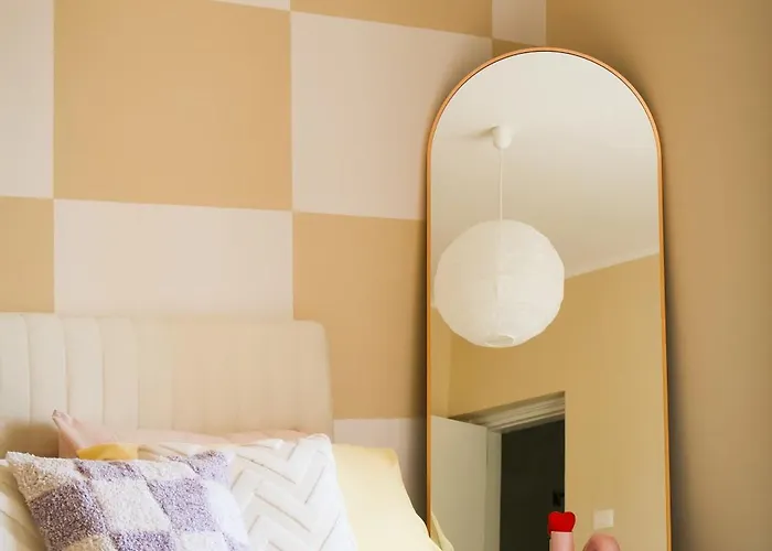 The Mirrorbubble * Shkodër